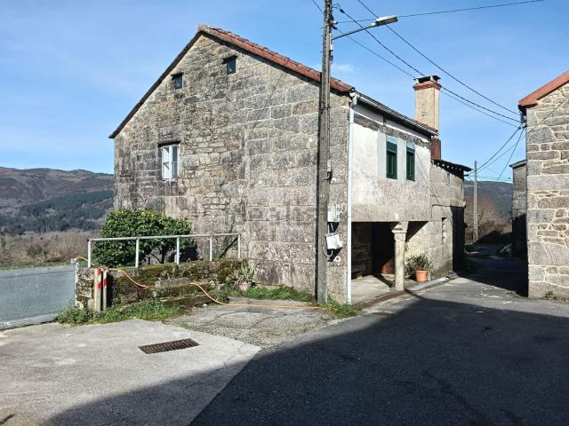 Casa en venta en Cerdedo Cotobade, Pontevedra
