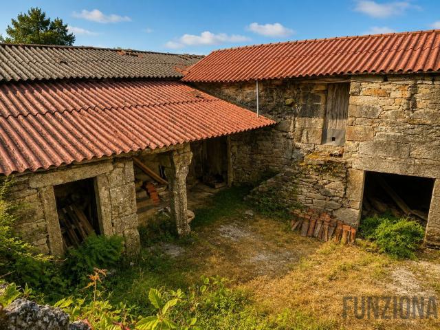 Casa en venta en Cerdedo Cotobade, Pontevedra