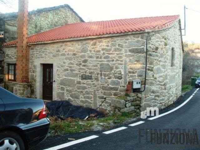 Casa en venta en Cerdedo Cotobade, Pontevedra