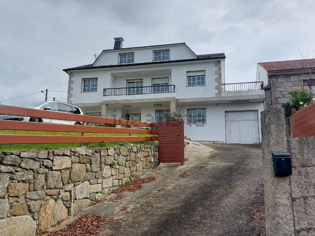 Casa en venta en Pontevedra, O Río Tenorio
