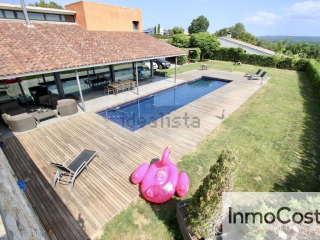 Casa en venta en Cervià De Ter