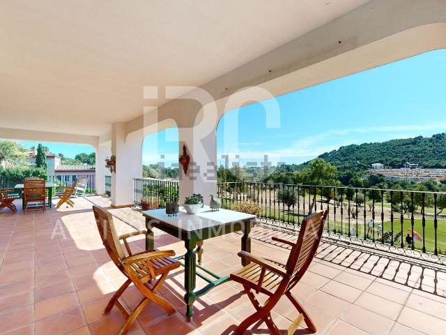 Casa en venta en Chiva, Valencia