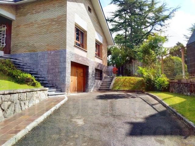 Casa en venta en Oviedo, Los Solises
