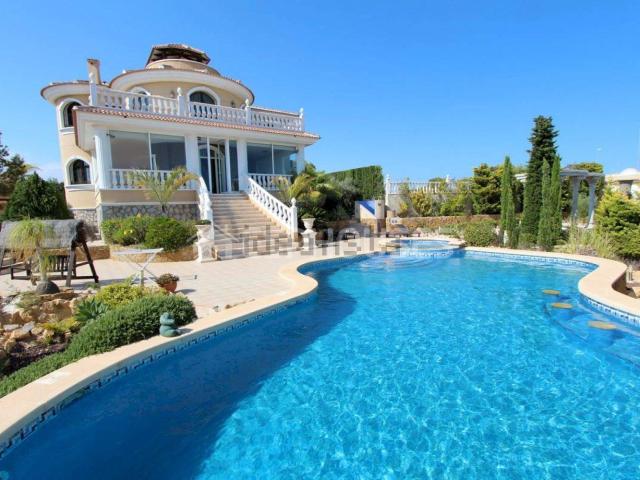 Casa en venta en Quesada, Urbanización Lo Pepin