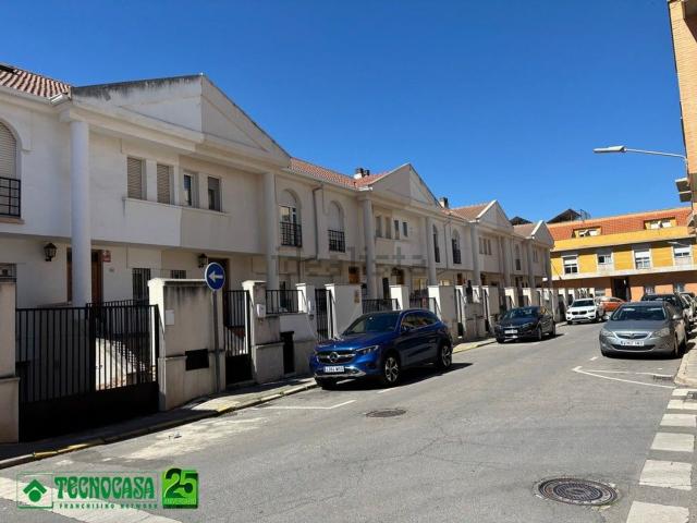 Casa en venta en Ciudad Real, Los Ángeles