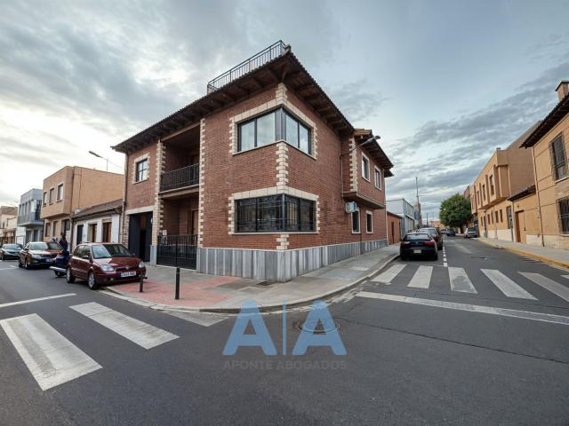 Casa en venta en Los Ángeles, Ciudad Real