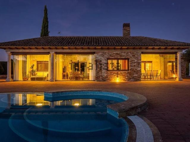 Casa en venta en Los Ángeles, Ciudad Real