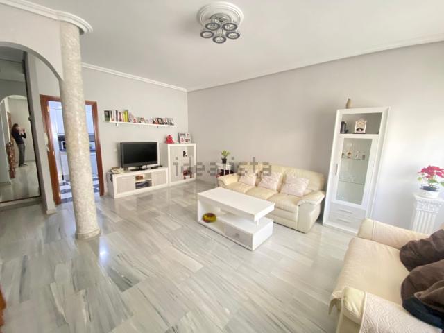 Casa en venta en Los Ángeles, Ciudad Real