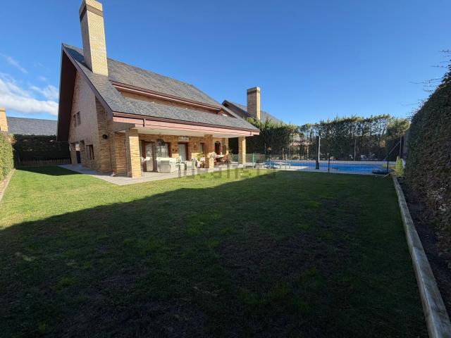 Casa en venta en Colmenar Viejo, Madrid