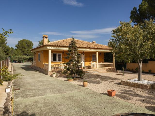 Casa en venta en el Comtat, Valencia