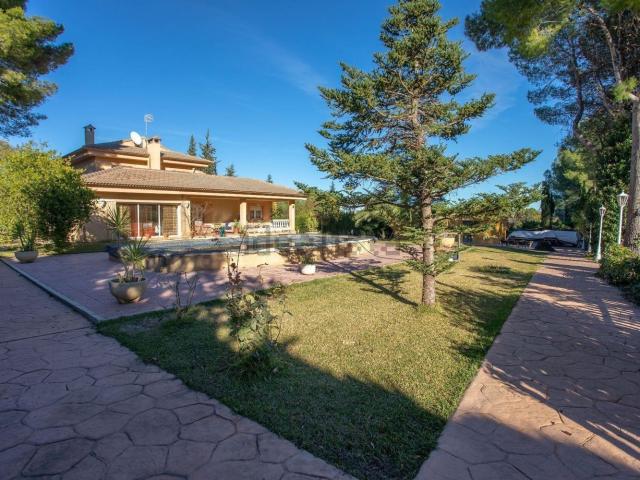 Casa en venta en l'Alcúdia, el Comtat