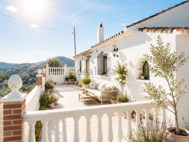 Casa en venta en La Axarquía, Andalucía