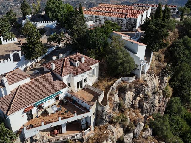 Casa en venta en Las Encinillas, La Axarquía