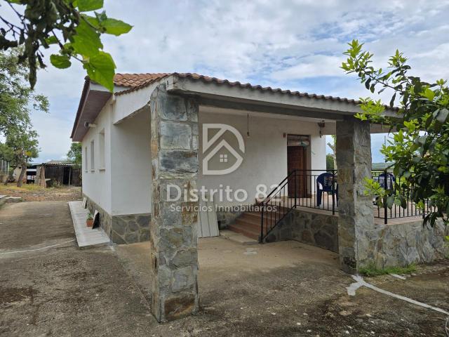 Chalet en venta en Camarma De Esteruelas, Madrid
