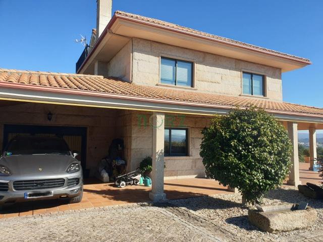 Chalet en venta en Ourense, Galicia