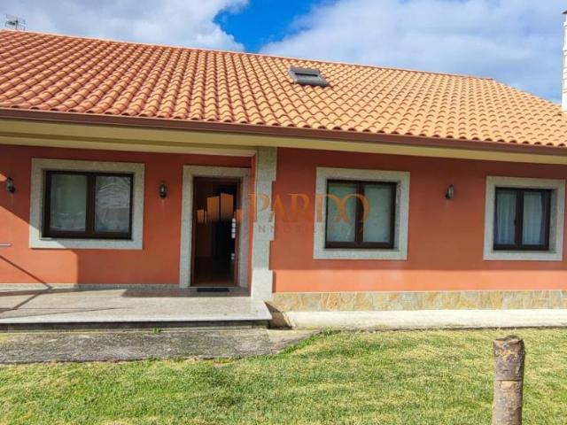 Chalet en venta en Valdoviño, Ferrol