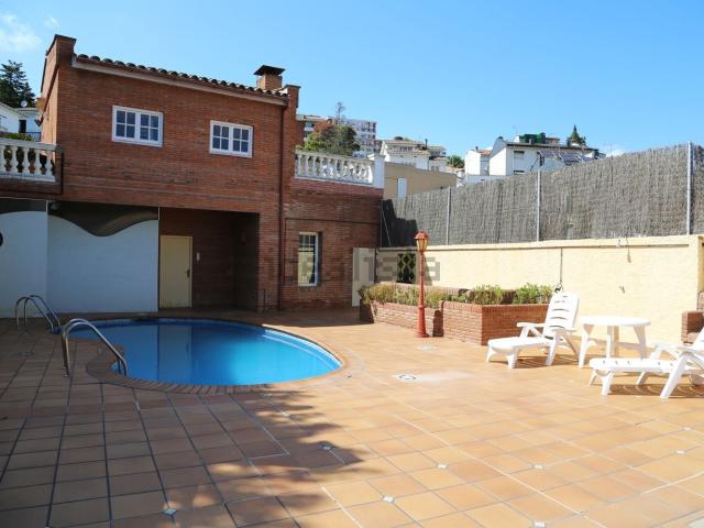 Casa en venta en Corbera De Llobregat, Corbera 2000