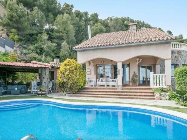 Casa en venta en la Creu de l'Aragall Júnior, Baix Llobregat