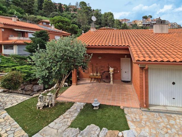 Casa en venta en Corbera De Llobregat