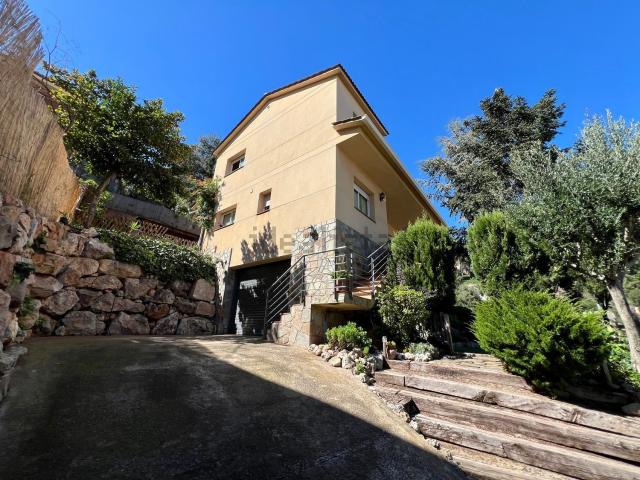 Casa en venta en Corbera De Llobregat, la Servera