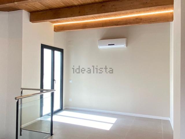 Casa en venta en Almeda, Cornellà De Llobregat