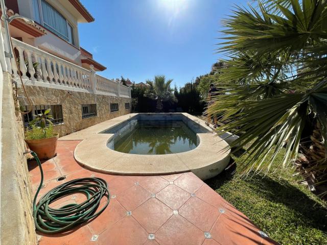 Casa en venta en Torrequebrada, Costa del Sol Occidental