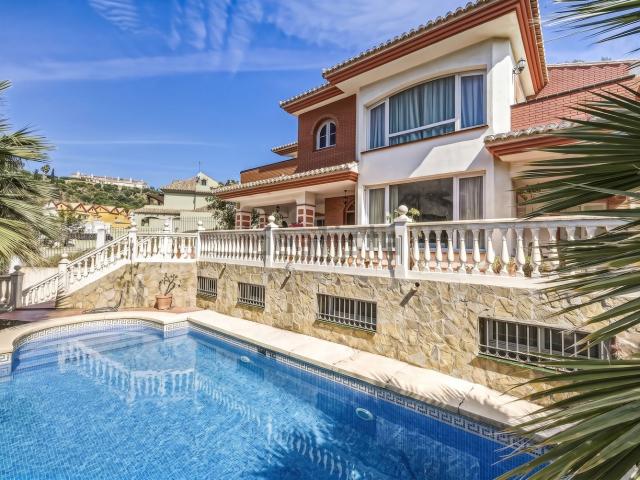 Casa en venta en Torrequebrada, Costa del Sol Occidental