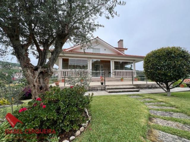 Casa en venta en Coruxo, Vigo