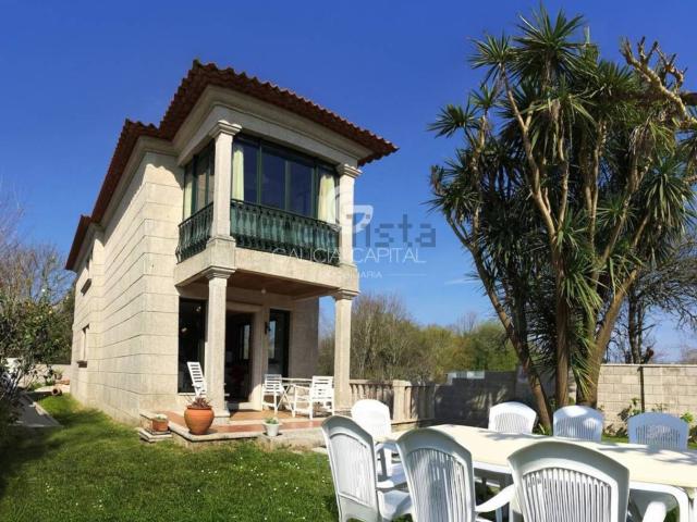 Casa en venta en Coruxo, Vigo