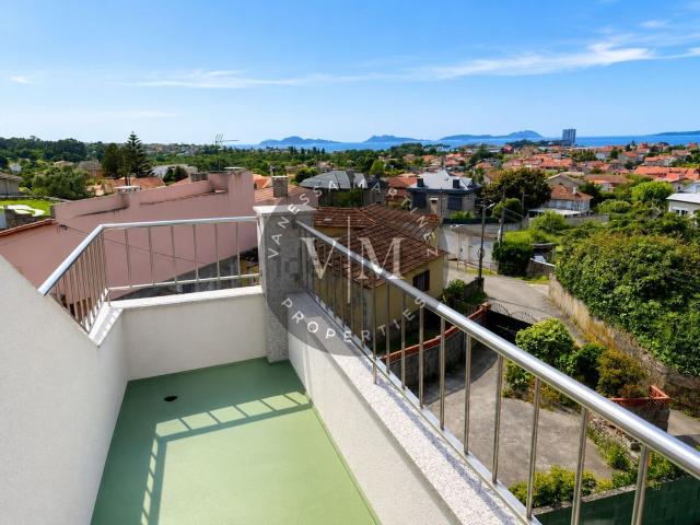 Casa en venta en Coruxo, Vigo