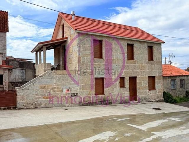 Casa en alquiler en Coruxo, Vigo