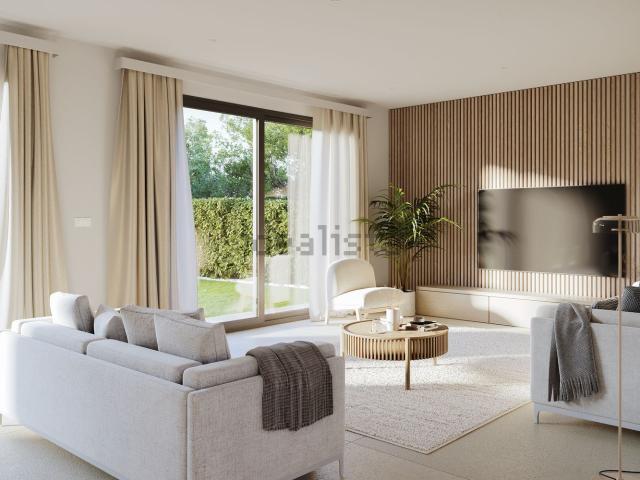 Casa en venta en Coruxo, Vigo
