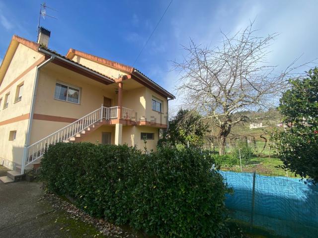Casa en venta en Crecente