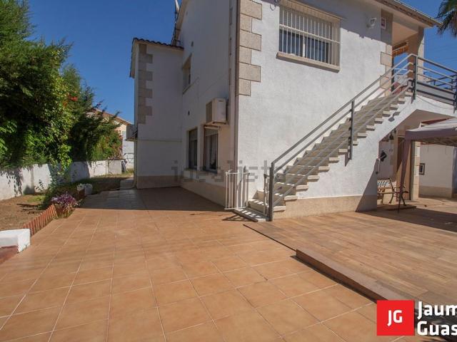 Casa en venta en les Morisques, Creixell