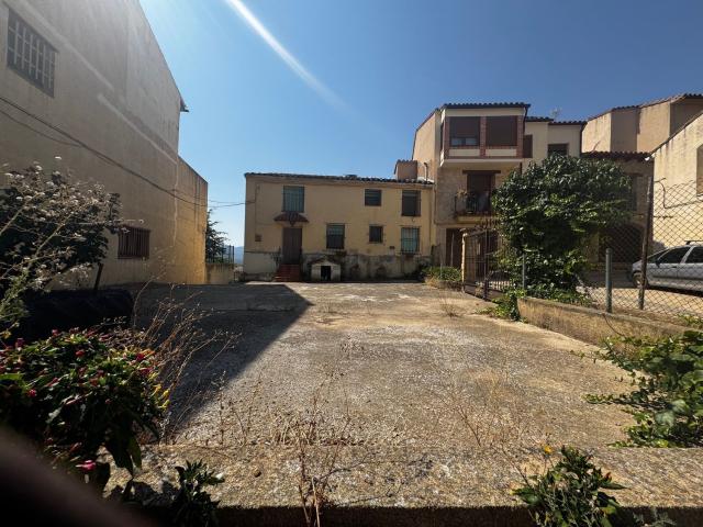 Casa en venta en Cretas, Teruel