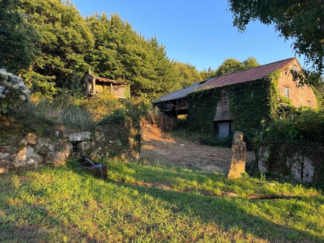 Casa en venta en Cuntis, Pontevedra