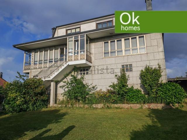 Casa en venta en Lurdes, Betanzos