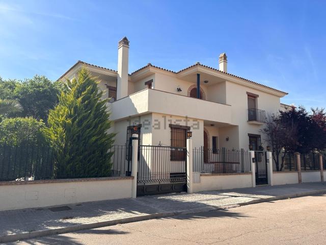 Casa en venta en Daimiel, Castilla-La Mancha