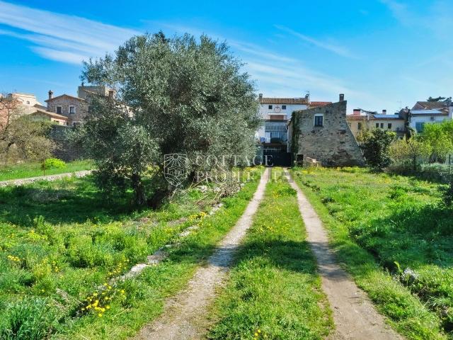 Casa en venta en Darnius, Girona