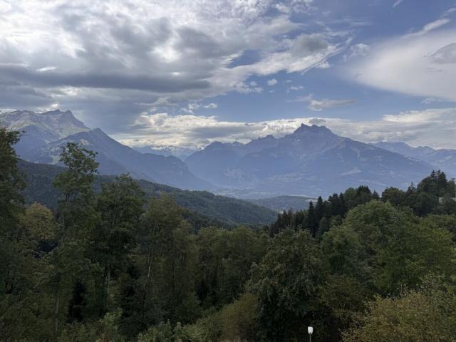 Haus mieten in Ollon (VS), Waadt