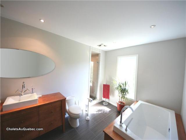 House for rent in Le Val-saint-françois, Quebec