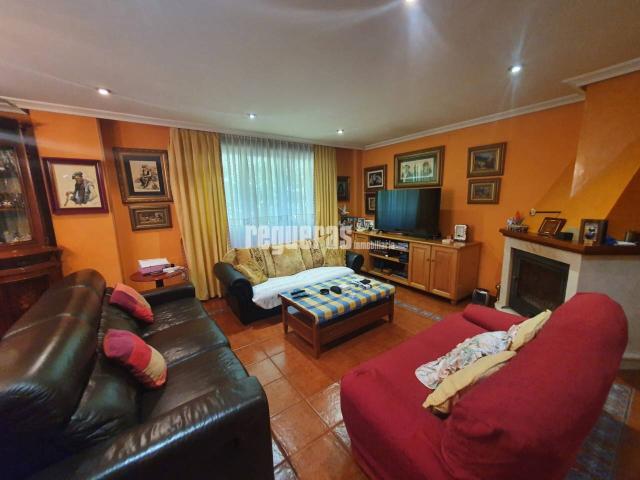 Chalet en venta en Avilés, Asturias