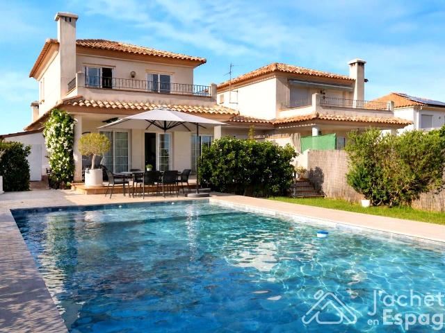 Casa en venta en Urbanització Panoràmica, el Baix Maestrat
