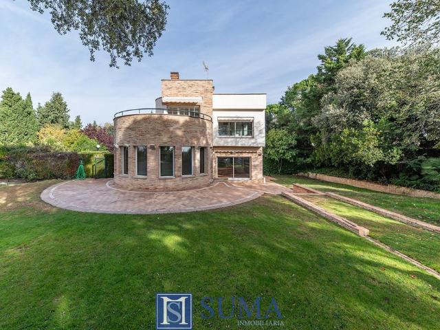 Villa en venta en Madrid, Valdefuentes
