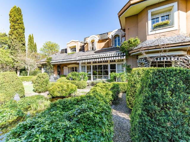Villa en venta en Madrid, Piovera