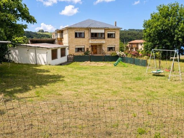 Chalet en venta en Reocín, Cantabria