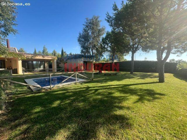 Casa en venta en El Gordo, Extremadura