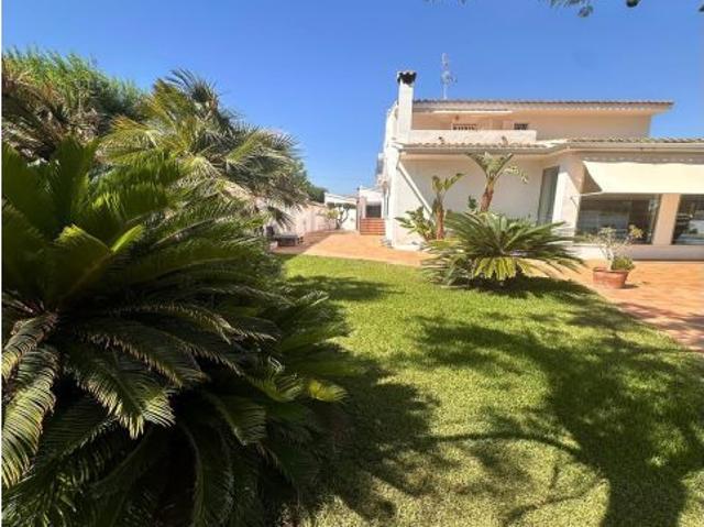 Casa en venta en el Camp de Túria, Valencia