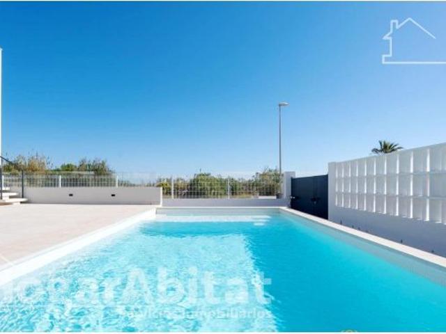 Casa en venta en Urbanització Platja d'Oliva, la Safor