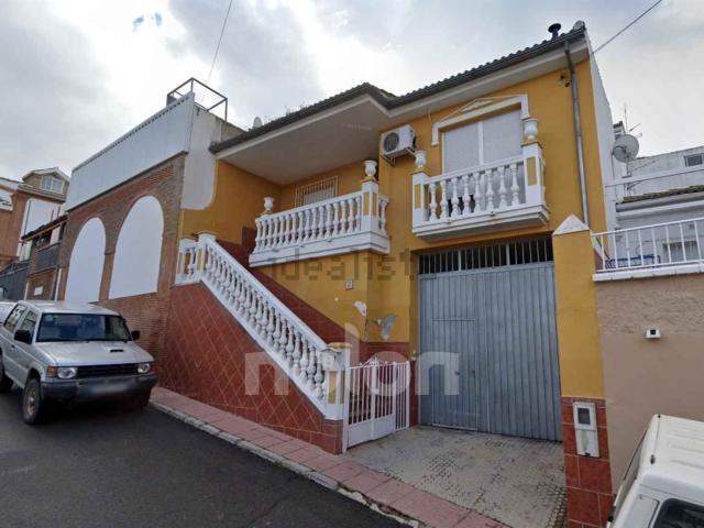 Casa en venta en Comarca de Los Montes, Andalucía